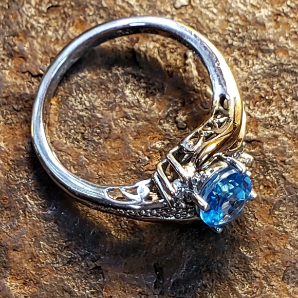 10K Gold And Sterling Alwand Vahan Topaz Ring - Picture 4 of 12